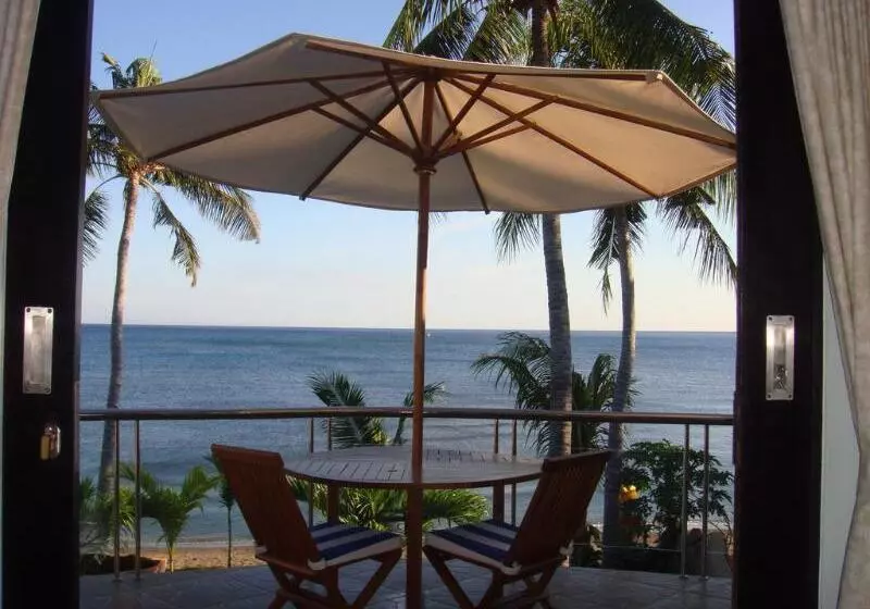 אתר נופש Dolphin Beach Bali