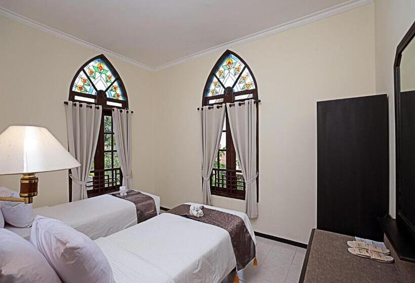 Курорт Royal Hotel And Villa Batu