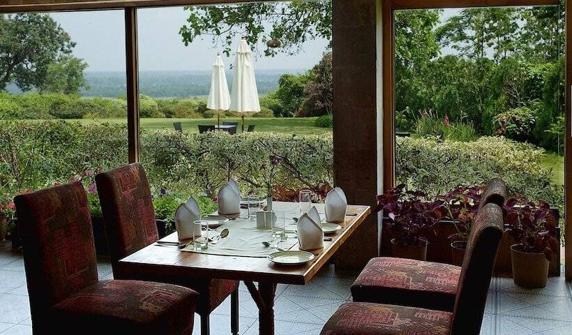 リゾートホテル Sinclairs Retreat Dooars, Chalsa