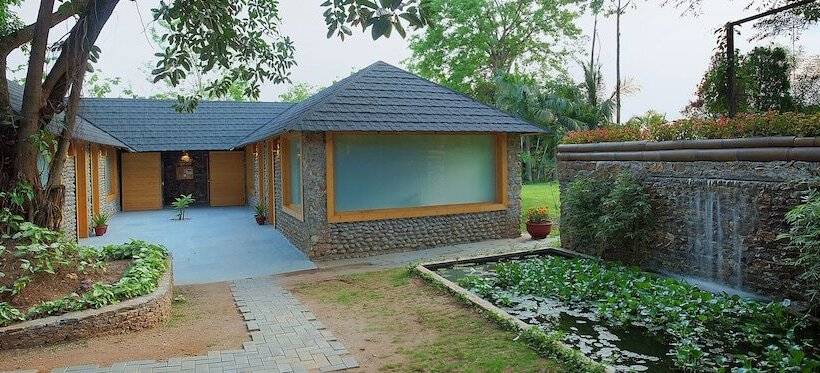 リゾートホテル Sinclairs Retreat Dooars, Chalsa