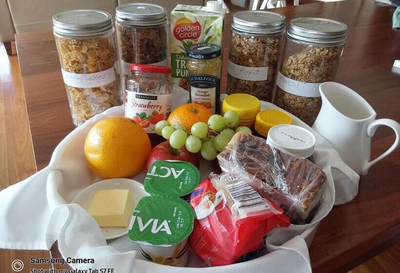 Sorrento Beach Bed & Breakfast