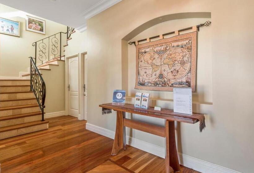 Sorrento Beach Bed & Breakfast