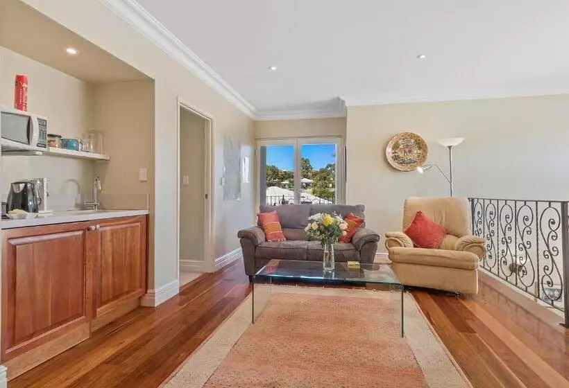 Sorrento Beach Bed & Breakfast