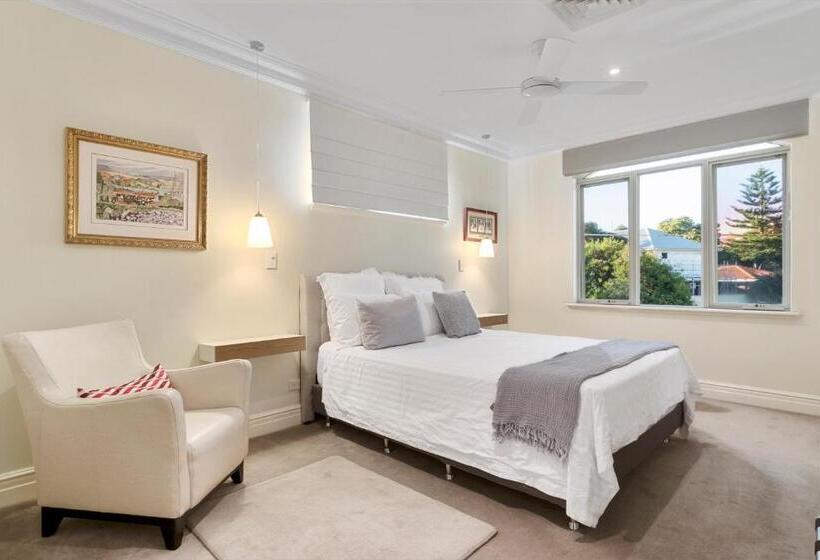 Sorrento Beach Bed & Breakfast