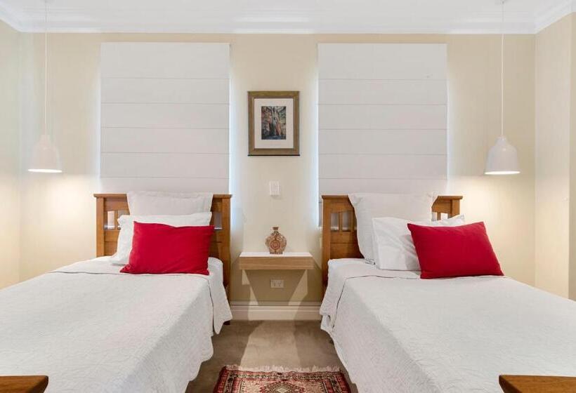 Sorrento Beach Bed & Breakfast