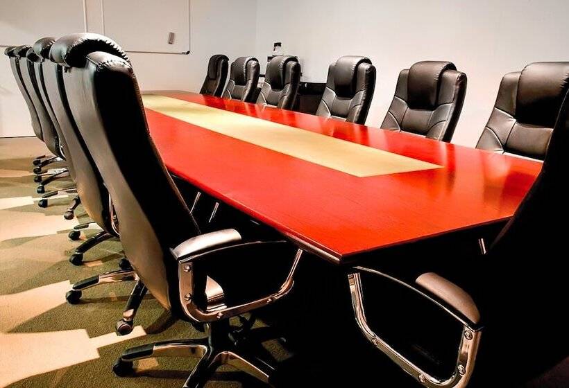 Toowoomba Central Plaza Apartment Hotel Official