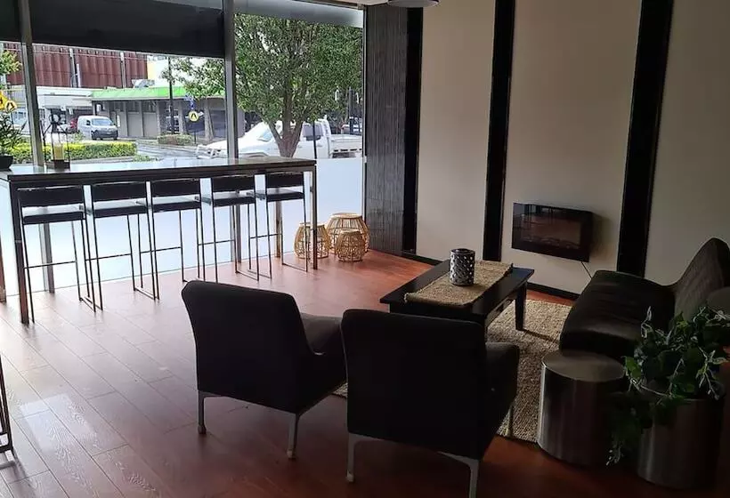 Toowoomba Central Plaza Apartment Hotel Official