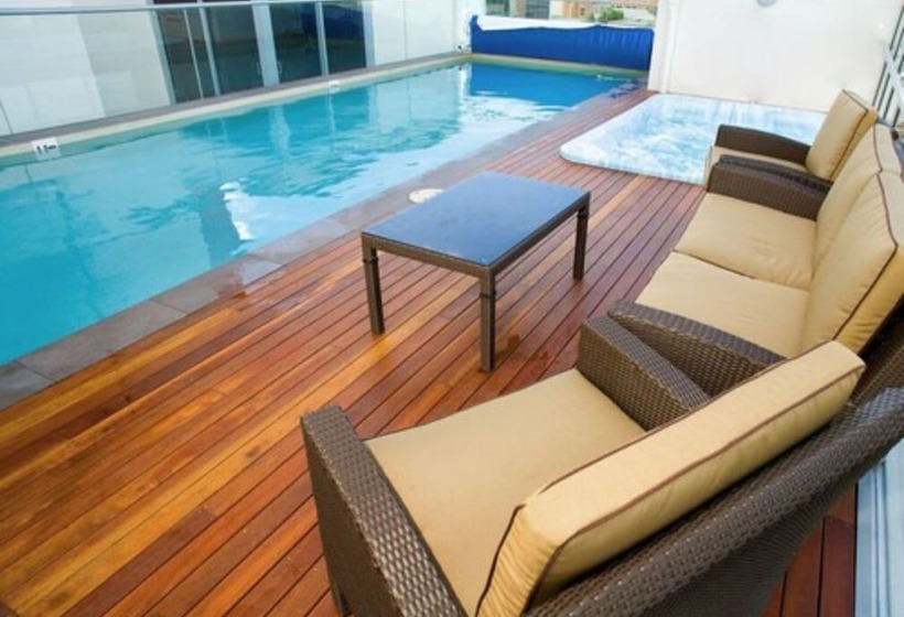 Toowoomba Central Plaza Apartment Hotel Official