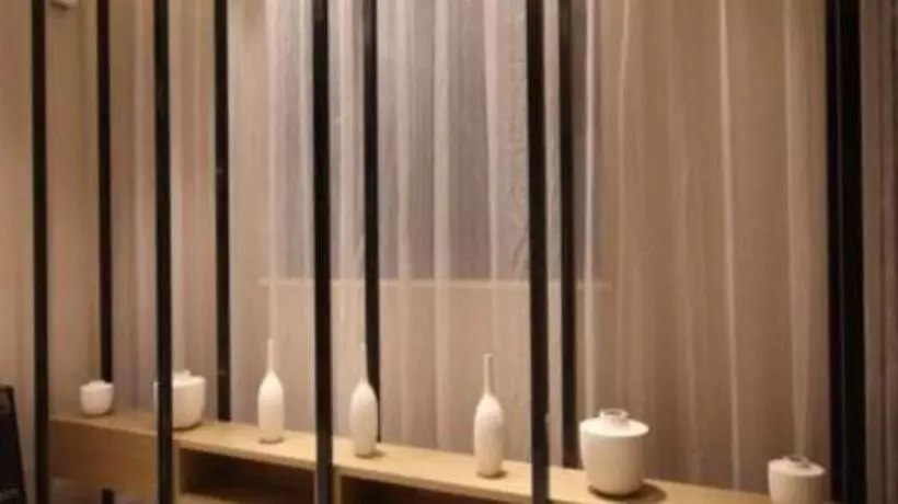 Hotelli City Comfort Inn Wuhan Xudong Street Wangjiadun Metro Station