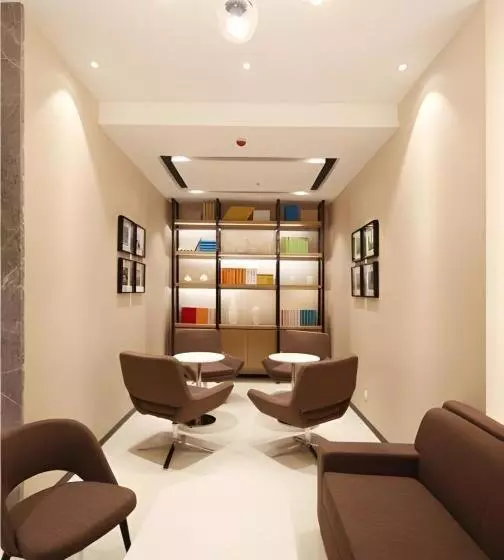 Hotelli City Comfort Inn Wuhan Xudong Street Wangjiadun Metro Station