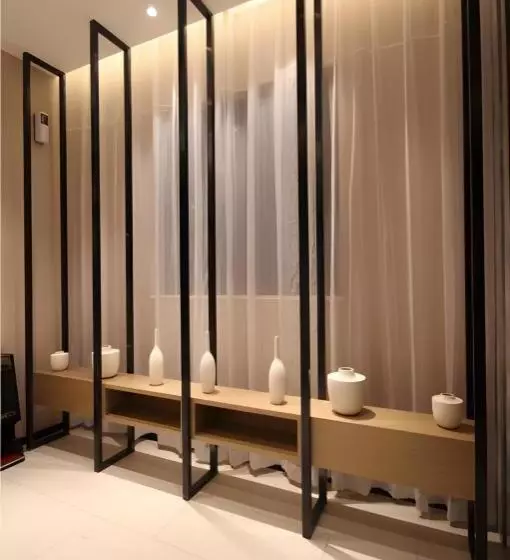 Hotelli City Comfort Inn Wuhan Xudong Street Wangjiadun Metro Station