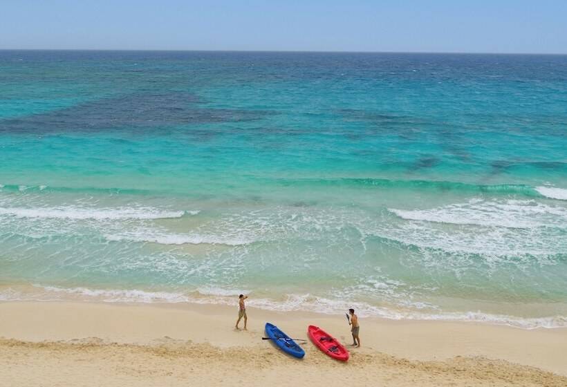 هتل JAZ Neo Almazino, Almaza Bay