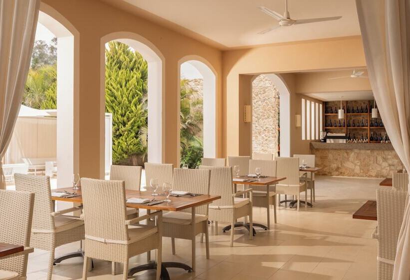 هتل JAZ Neo Almazino, Almaza Bay