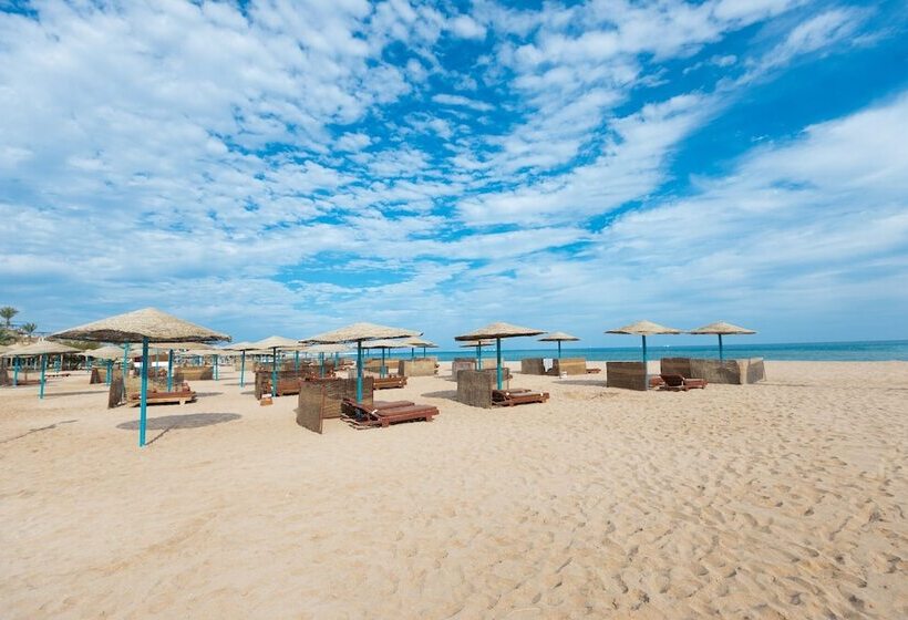 هتل Shams Lodge Water Sport Resort