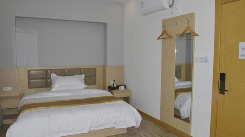 Hotel Shell Shanghai Jiading Nanxiang Town Minzhu Street