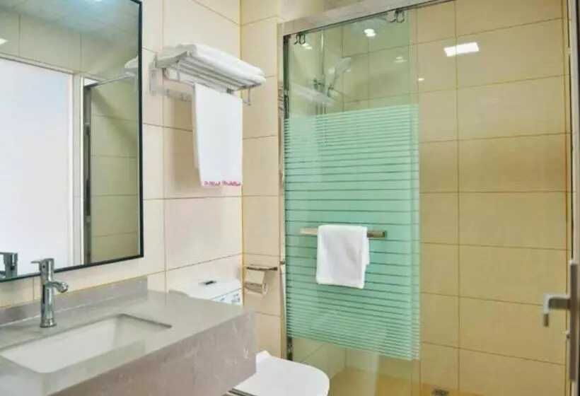 Shell Hotel Wuhu Jiujiang District Daqiao Town Huashan Road