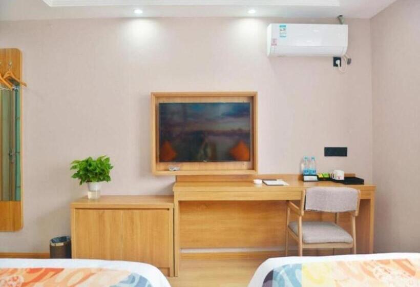 Shell Hotel Wuhu Jiujiang District Daqiao Town Huashan Road