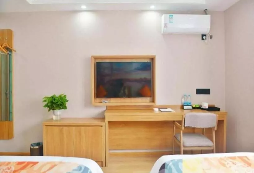 Shell Hotel Wuhu Jiujiang District Daqiao Town Huashan Road