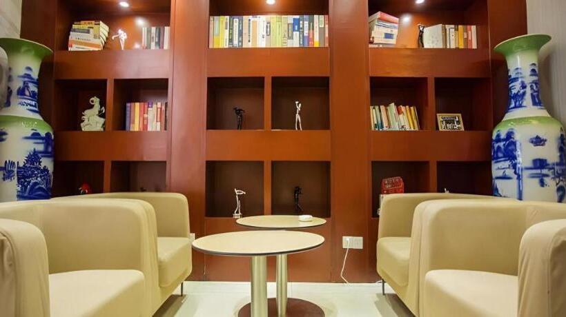 Отель City Comfort Inn Nanchang Shuanggang Metro Station Finance University