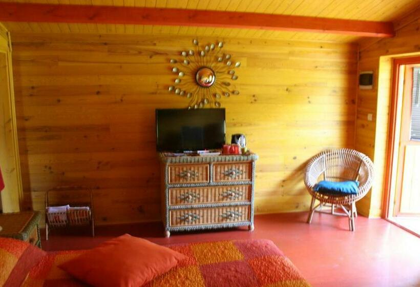 مبيت وإفطار Chalet Aux Pied Des Vignes