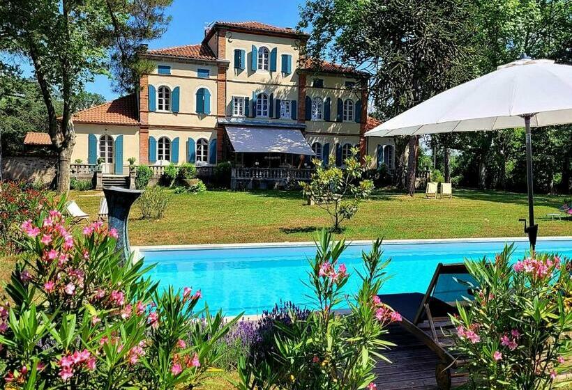 مبيت وإفطار Oh, Le Château!