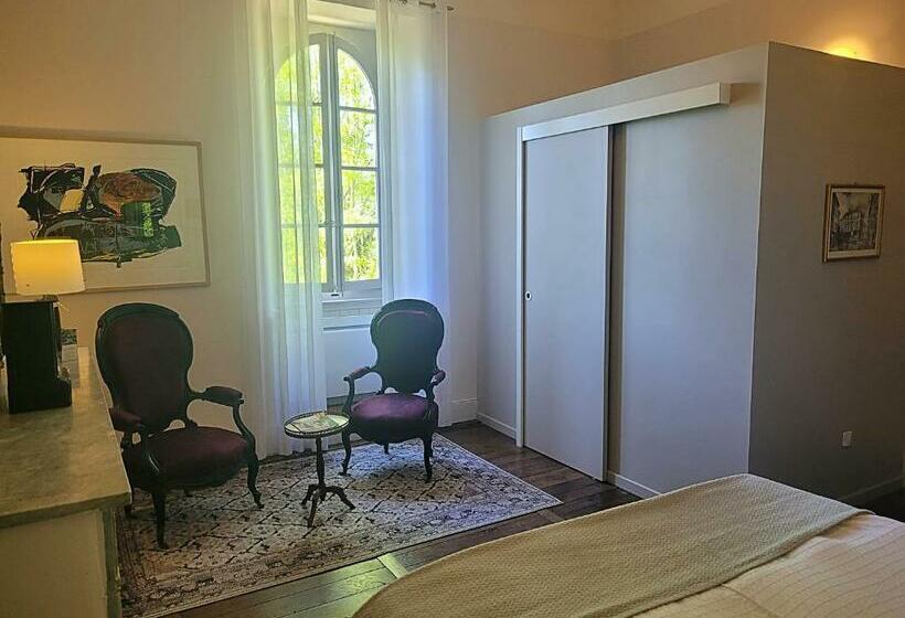 مبيت وإفطار Oh, Le Château!