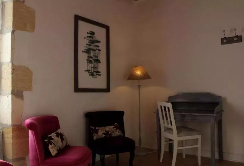 ベッドアンドブレックファースト Relais De La Renaissance