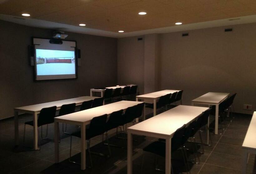 호텔 Bodegas Traslascuestas Grupo Piérola