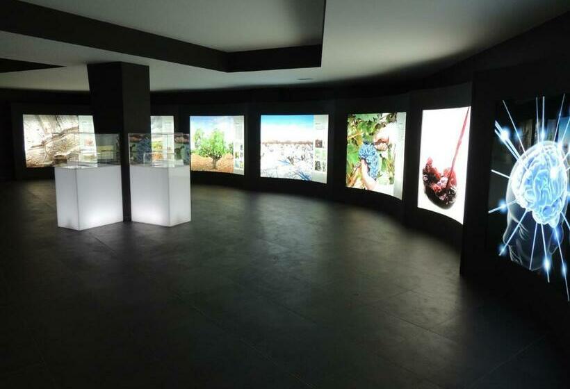 호텔 Bodegas Traslascuestas Grupo Piérola