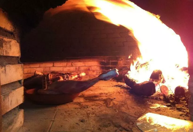 Hotelli Bodegas Traslascuestas   Grupo Piérola