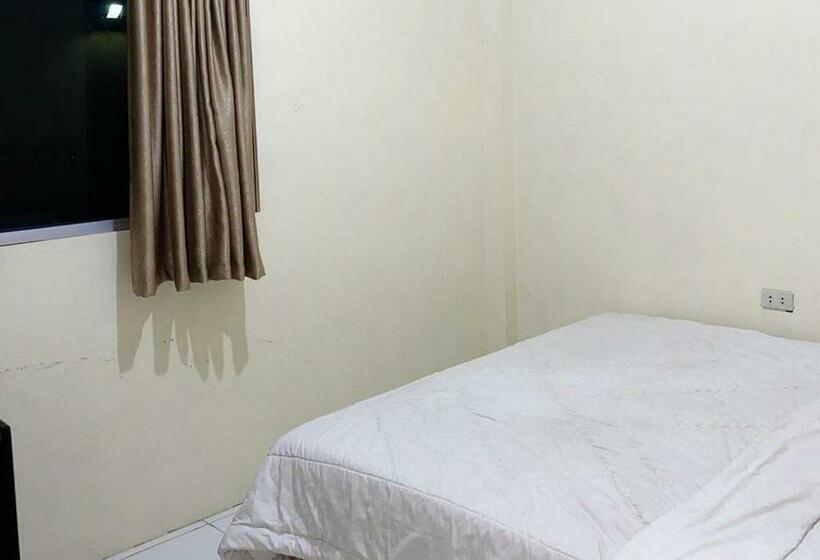 בית מלון כפרי Pondok Indah Syariah Near Suzuya Mall Langsa Redpartner