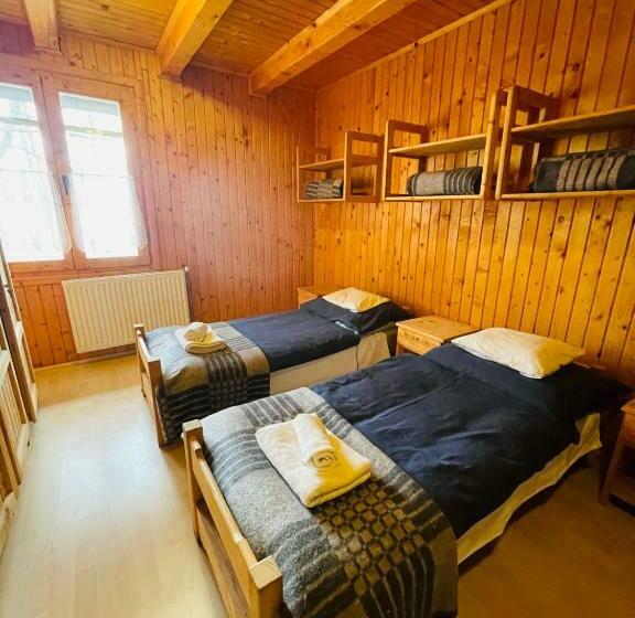 膳宿费 Cerduso Vendégház