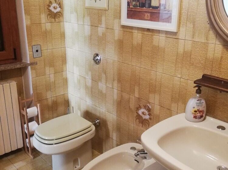 بنسيون Guesthouse Airportstop