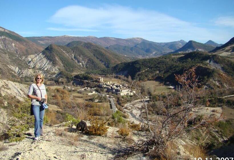 Пансион La Petite Bergerie In Drôme Provençale