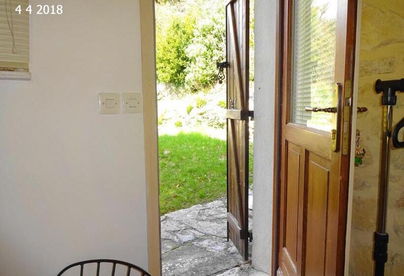 Пансион La Petite Bergerie In Drôme Provençale