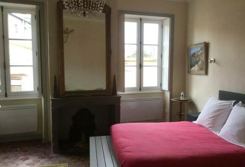 Majatalo Manoir D Aubeterre