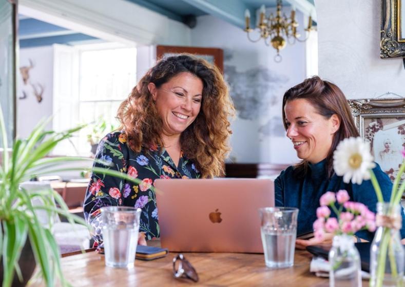 הוסטל Herberg De Lingehoeve