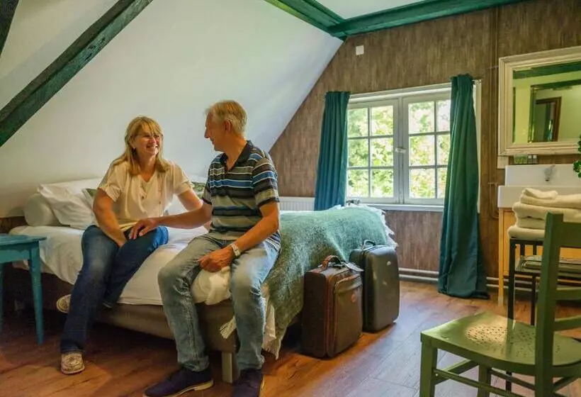 ユースホステル Herberg De Lingehoeve