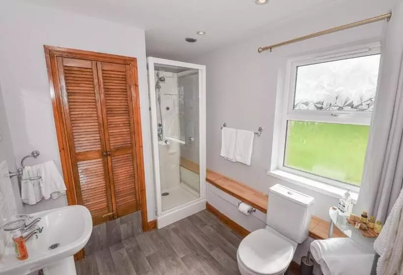 Ardkeen House B&b
