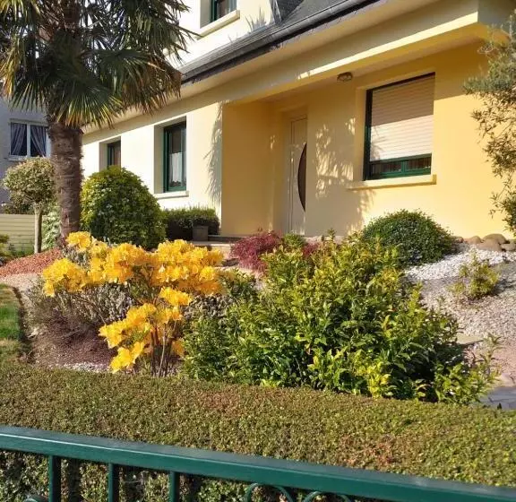 Aamiaismajoitus (B&B) 19,avenue John Kennedy