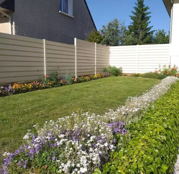 Aamiaismajoitus (B&B) 19,avenue John Kennedy