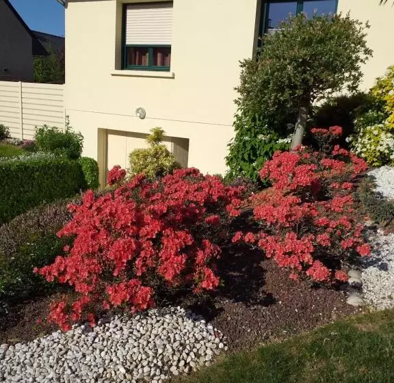 Aamiaismajoitus (B&B) 19,avenue John Kennedy