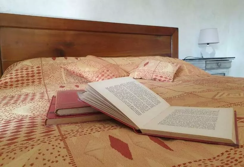 Aamiaismajoitus (B&B) Chambre D Hôtes De La Bigottière