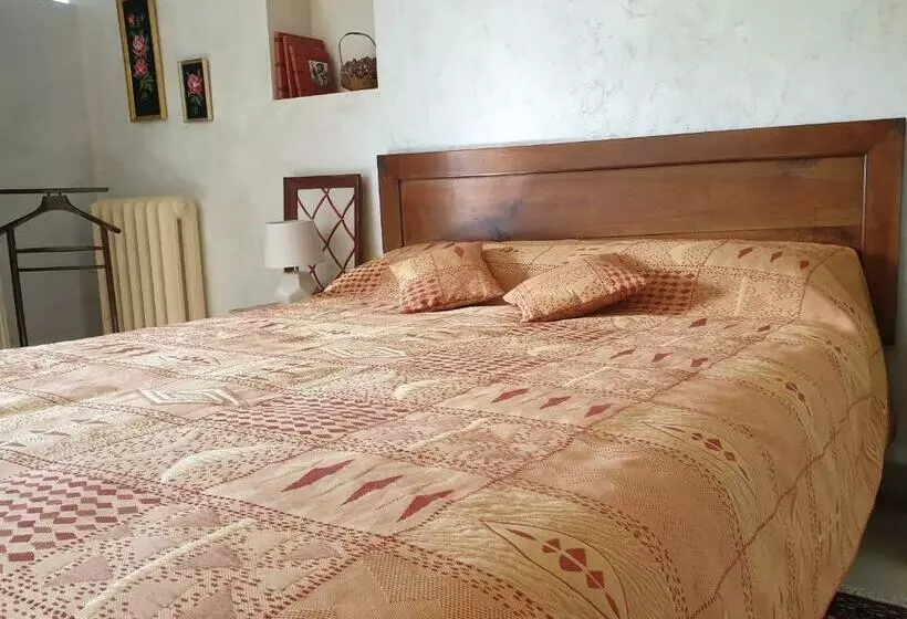 Aamiaismajoitus (B&B) Chambre D Hôtes De La Bigottière