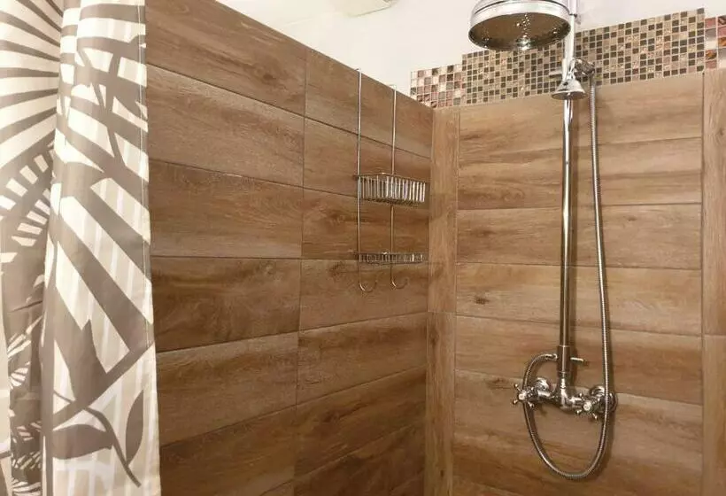 Aamiaismajoitus (B&B) Chambre D Hôtes De La Bigottière