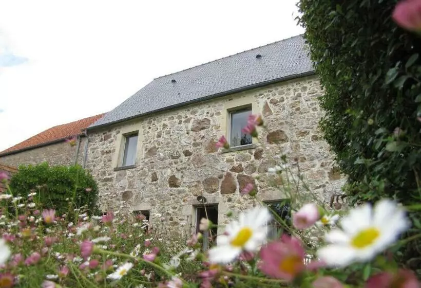 Aamiaismajoitus (B&B) Chambres D Hôtes De La Becterie