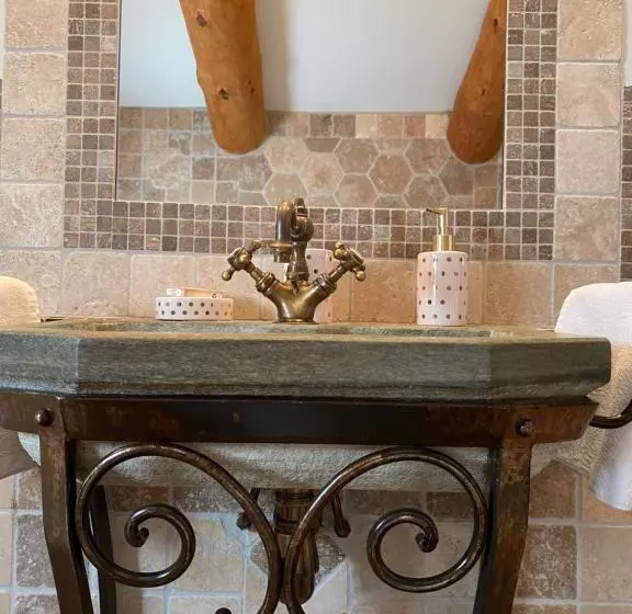 Aamiaismajoitus (B&B) Chambres D Hôtes Et Studios De Charme   A Mandria