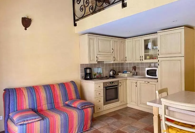 Aamiaismajoitus (B&B) Chambres D Hôtes Et Studios De Charme   A Mandria