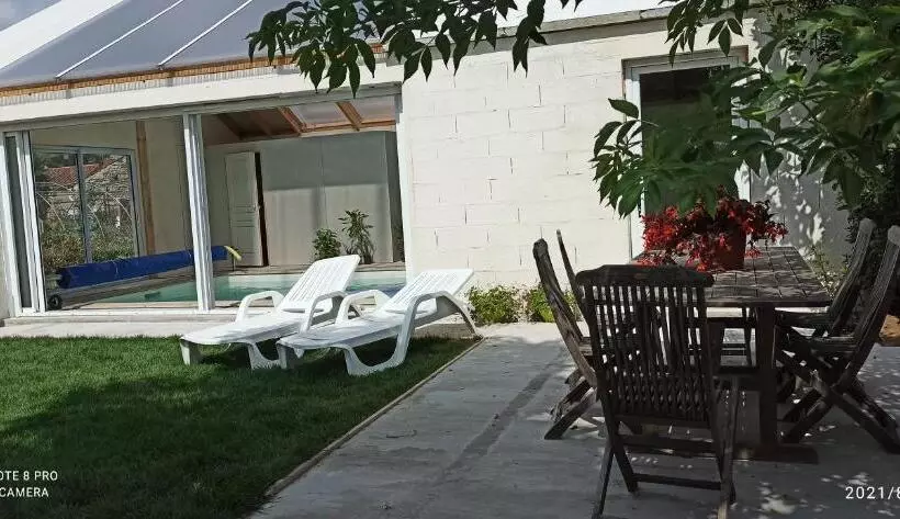 ベッドアンドブレックファースト Chez Marek Et Urszula