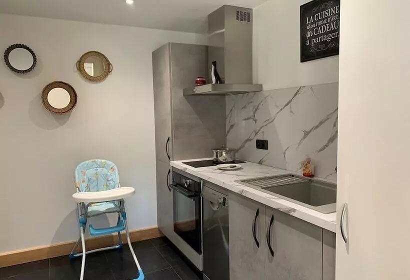 Aamiaismajoitus (B&B) Domaine De La Rue De La Tour